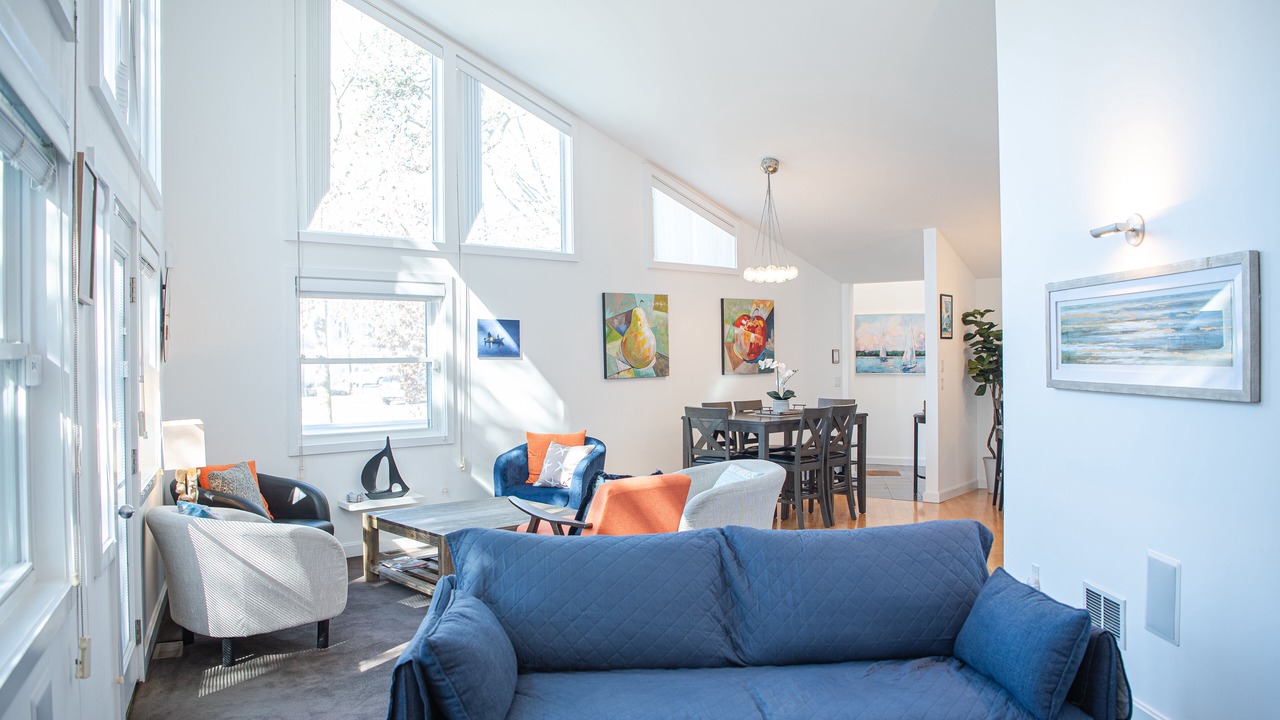 Photo of Livingroom in East Falmouth