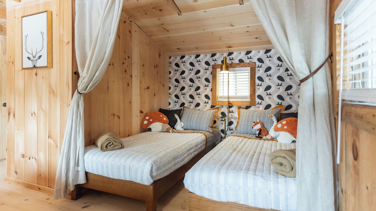 Photo of Bedroom in Hill