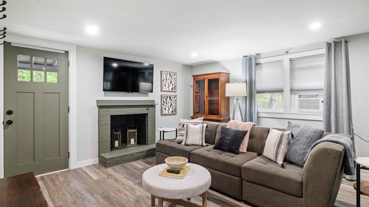 Photo of Livingroom in Bradford
