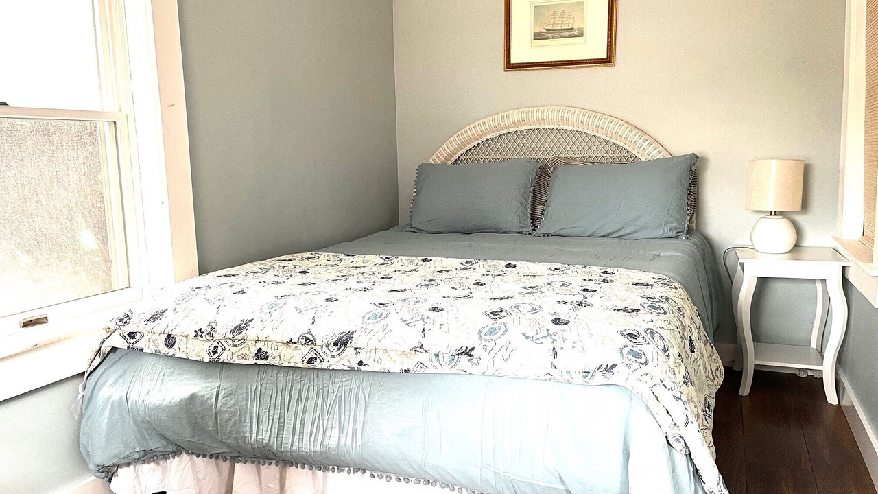 Photo of Bedroom in Silver Beach