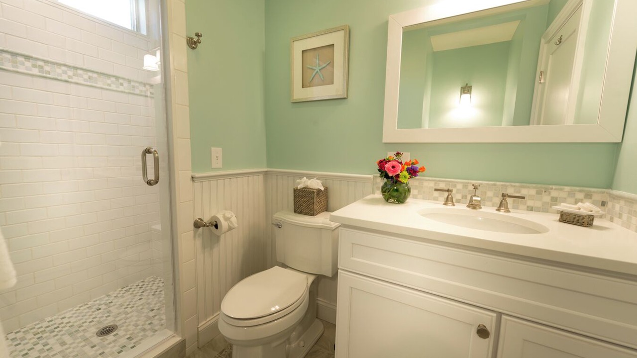 Photo of Bathroom in Fifth Ward