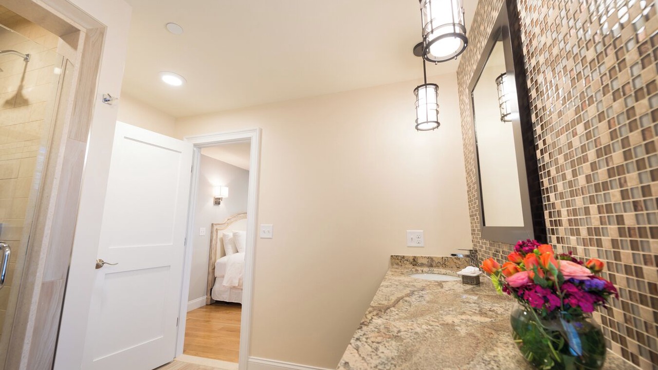 Photo of Bathroom in Fifth Ward