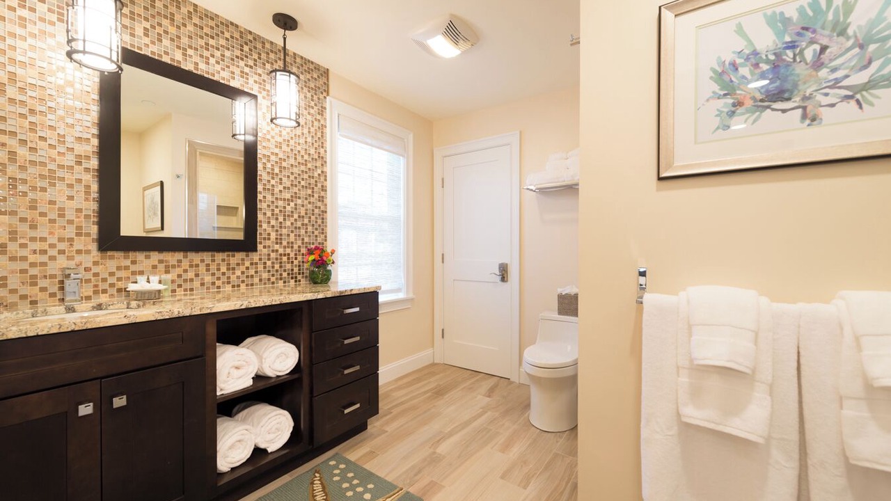 Photo of Bathroom in Fifth Ward