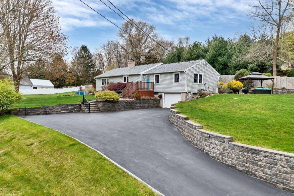 Photo of Outdoor in Niantic