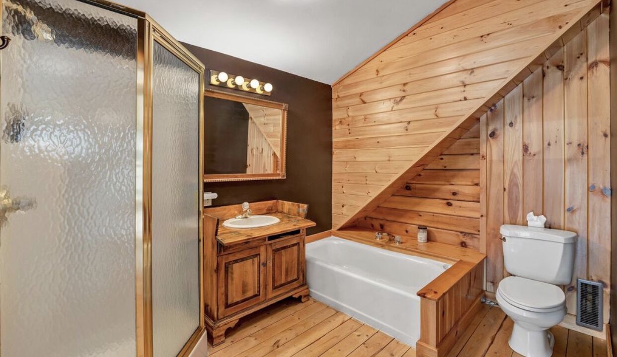 Photo of Bathroom in Moultonborough