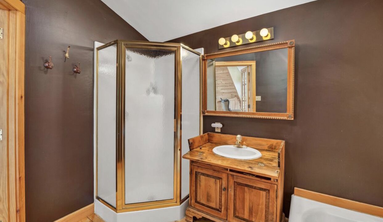 Photo of Bathroom in Moultonborough