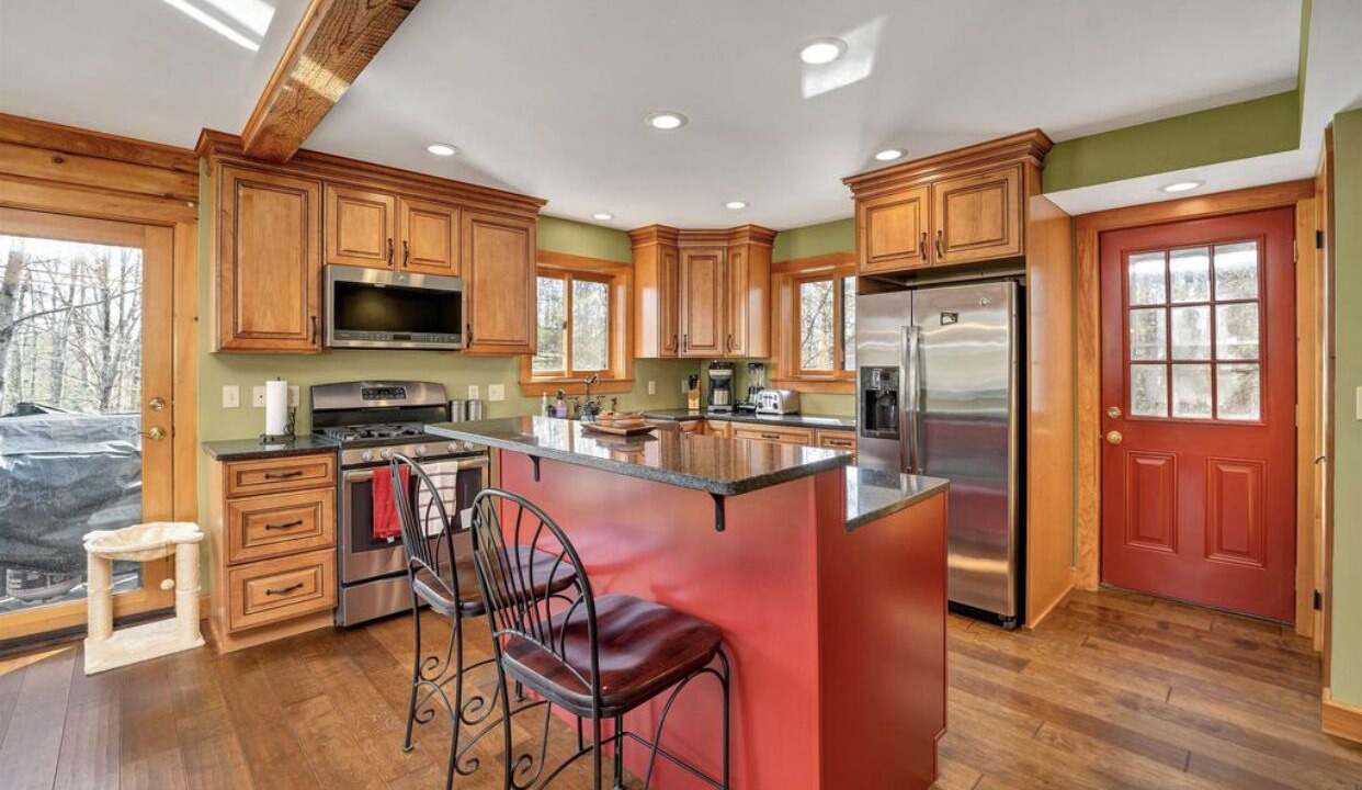 Photo of Kitchen in Moultonborough
