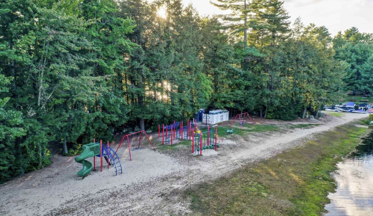 Photo of Others in Moultonborough
