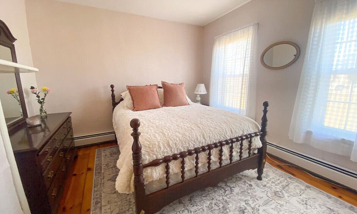 Photo of Bedroom in Pine Point