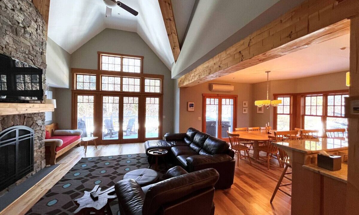 Photo of Livingroom in West Dover