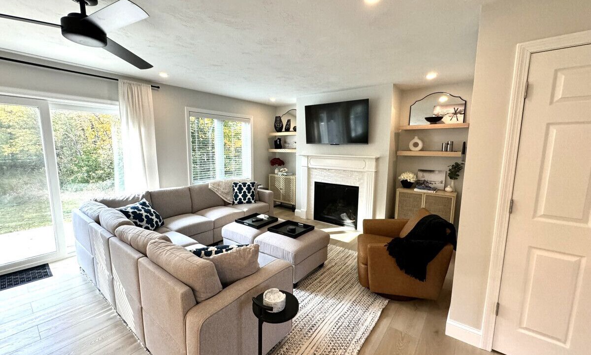 Photo of Livingroom in West Dover