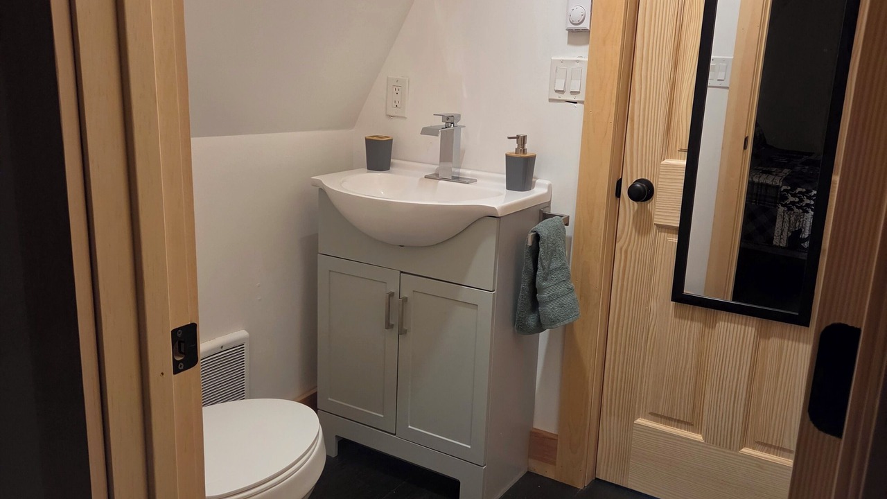 Photo of Bathroom in Silver Lake