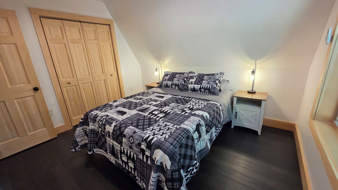 Photo of Bedroom in Silver Lake
