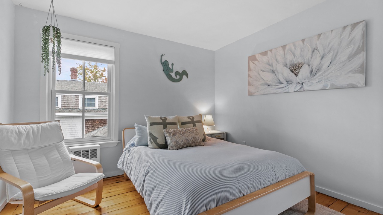 Photo of Bedroom in The Point