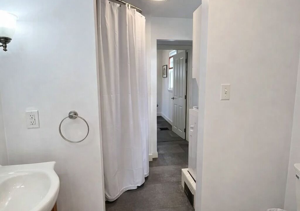Photo of Bathroom in Mid-Coast and Islands