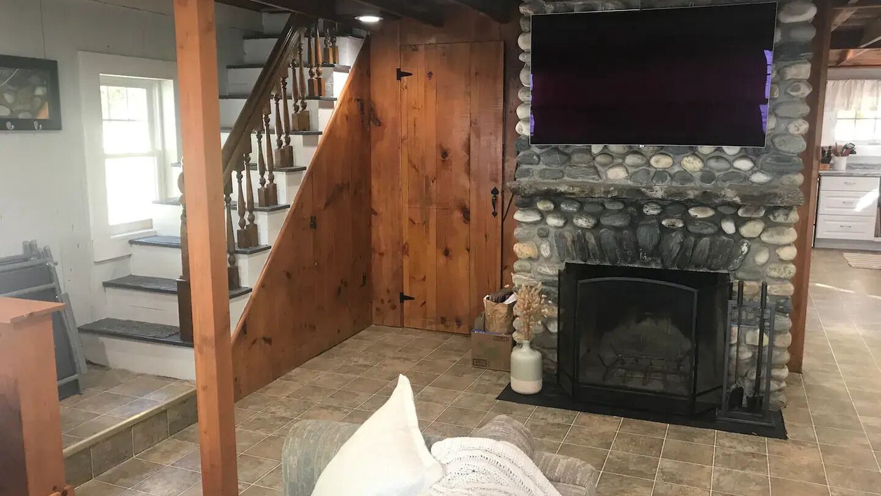 Photo of Livingroom in Otis