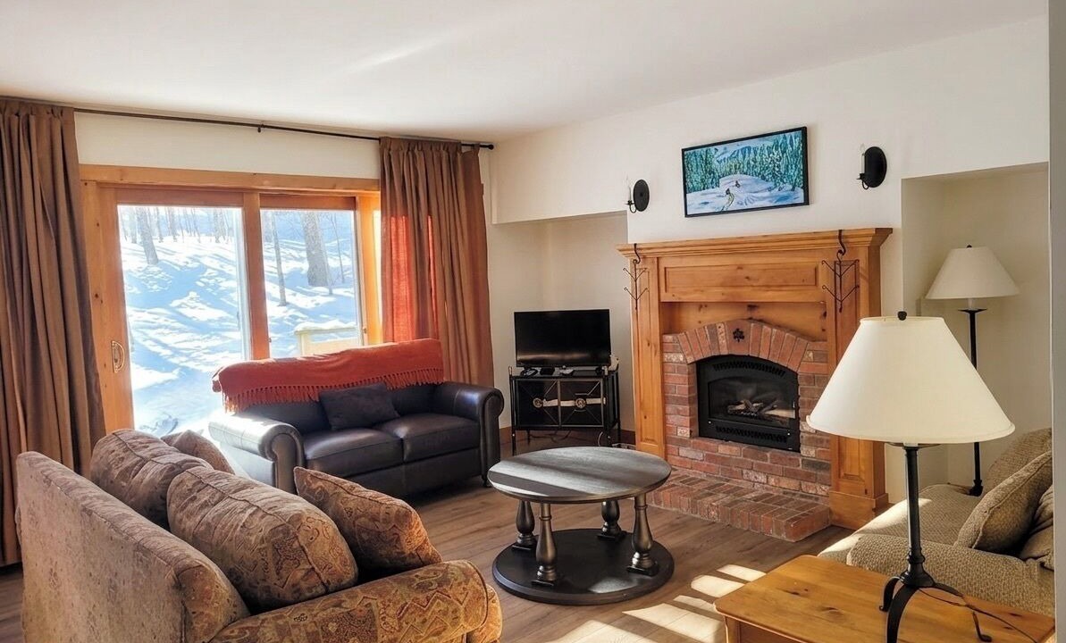 Photo of Livingroom in North Troy