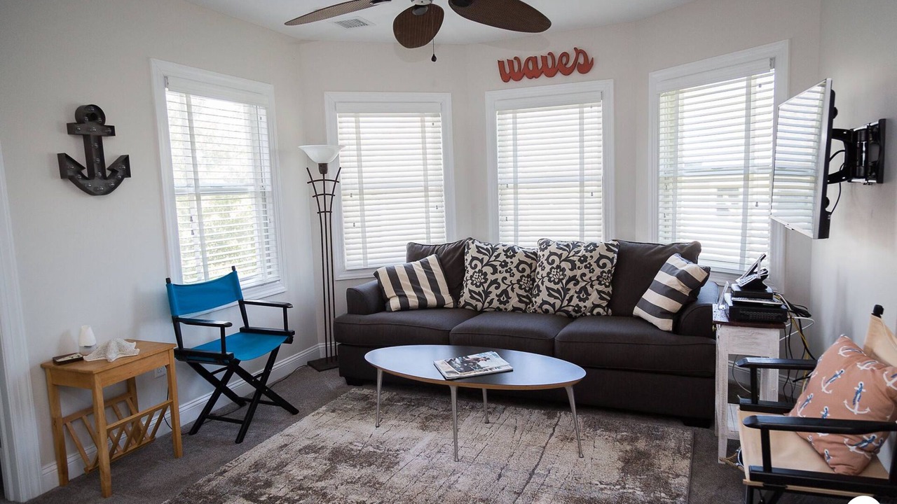 Photo of Livingroom in Pipes Cove