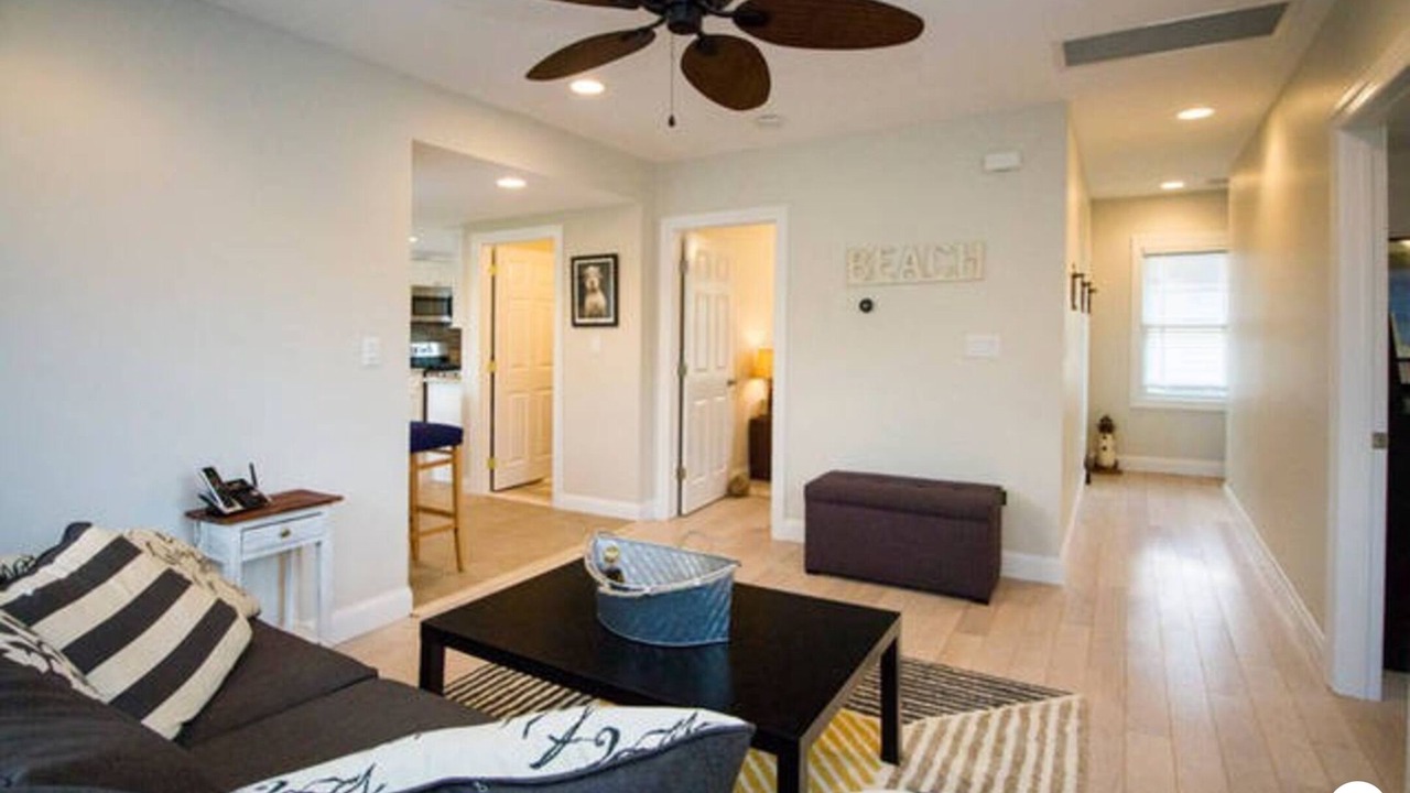Photo of Livingroom in Pipes Cove