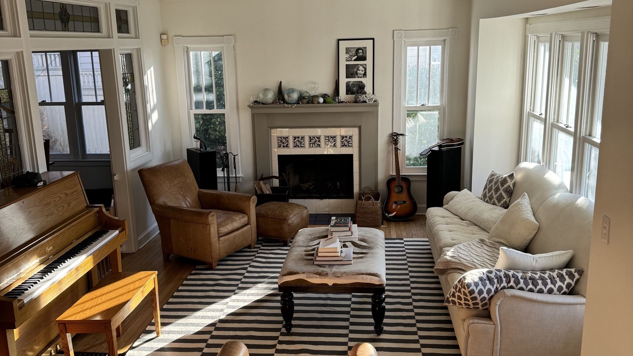 Photo of Livingroom in Rowayton