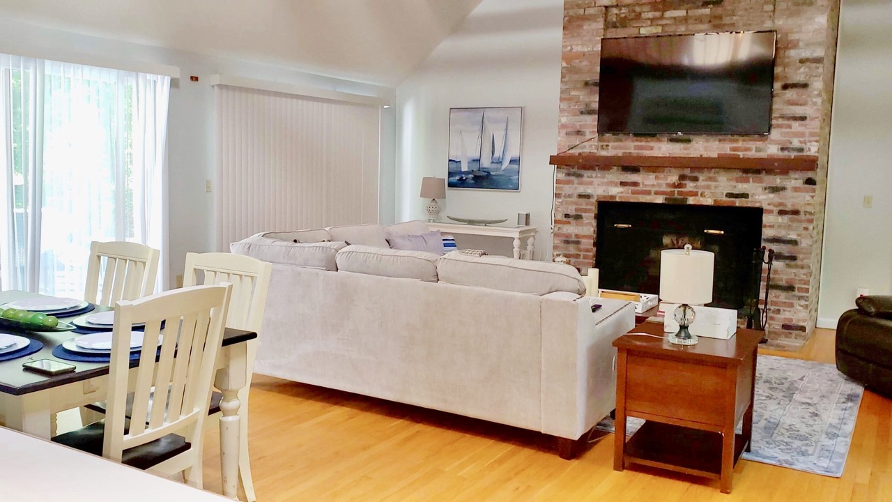 Photo of Livingroom in Mashpee