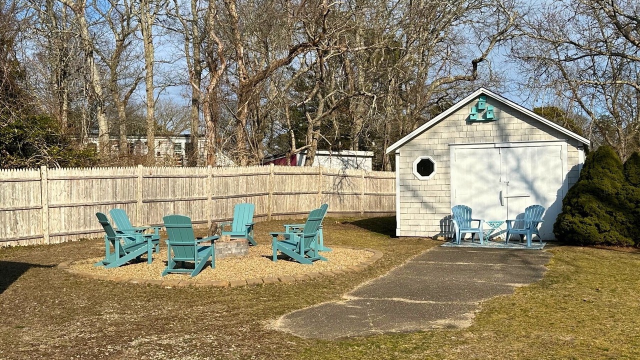 Photo of Others in West Yarmouth