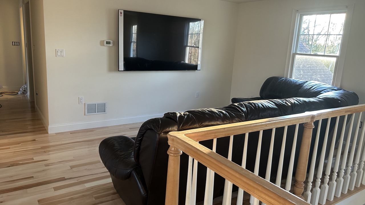 Photo of Livingroom in East Falmouth