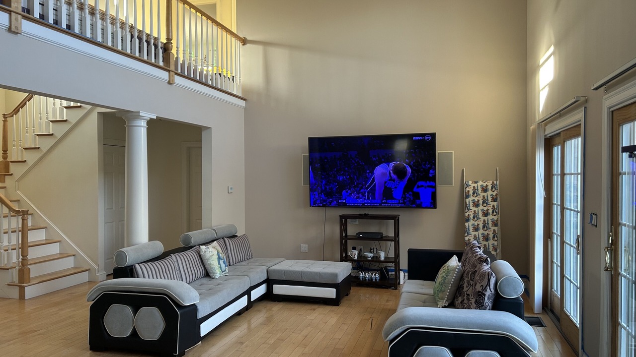 Photo of Livingroom in East Falmouth