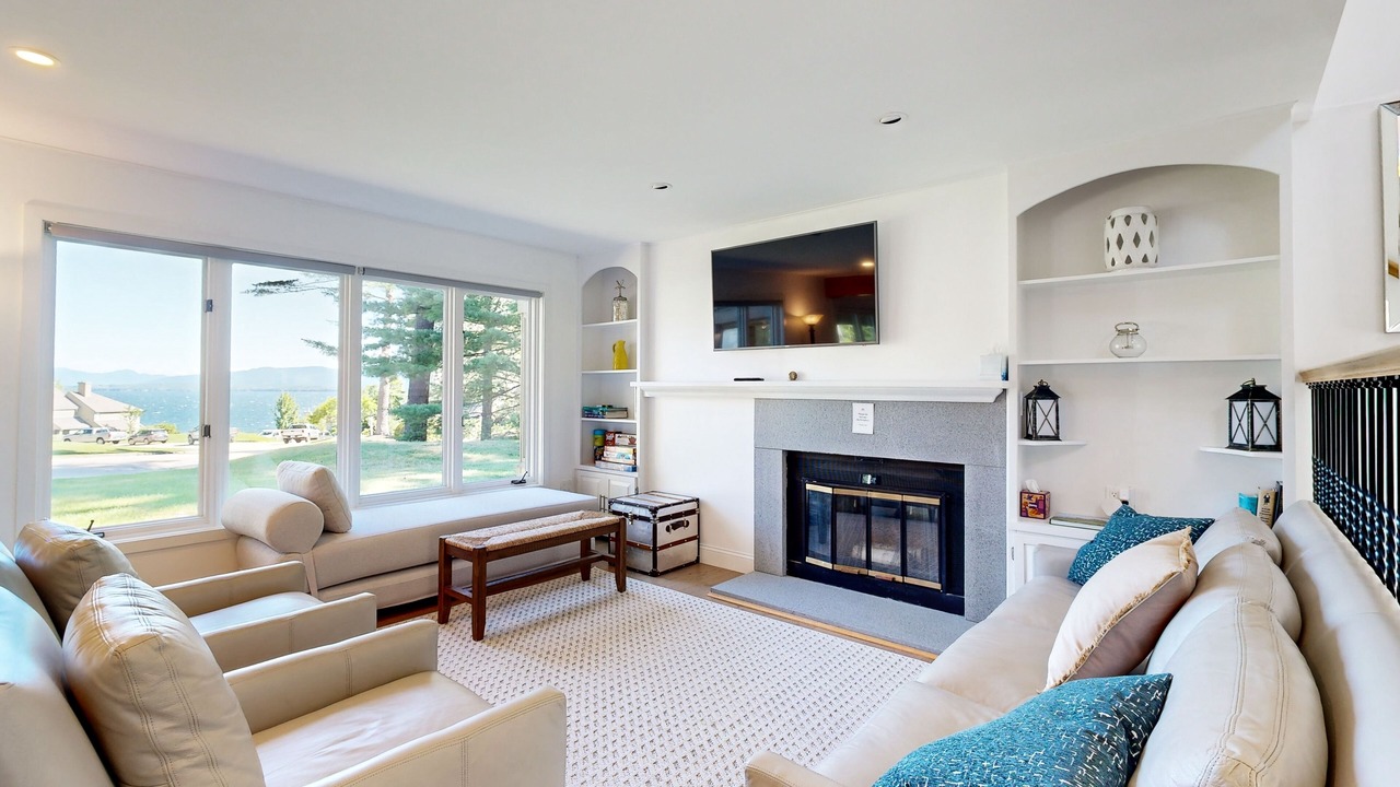 Photo of Livingroom in Gilford