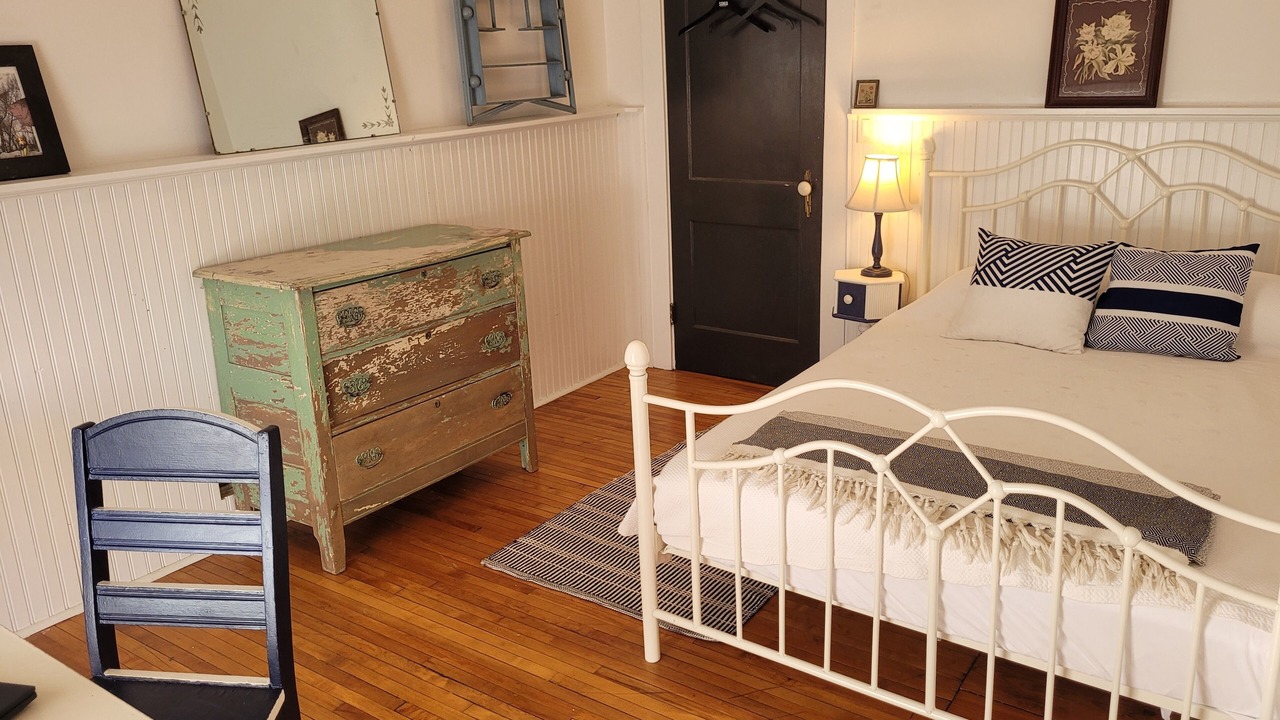 Photo of Bedroom in Halcottsville