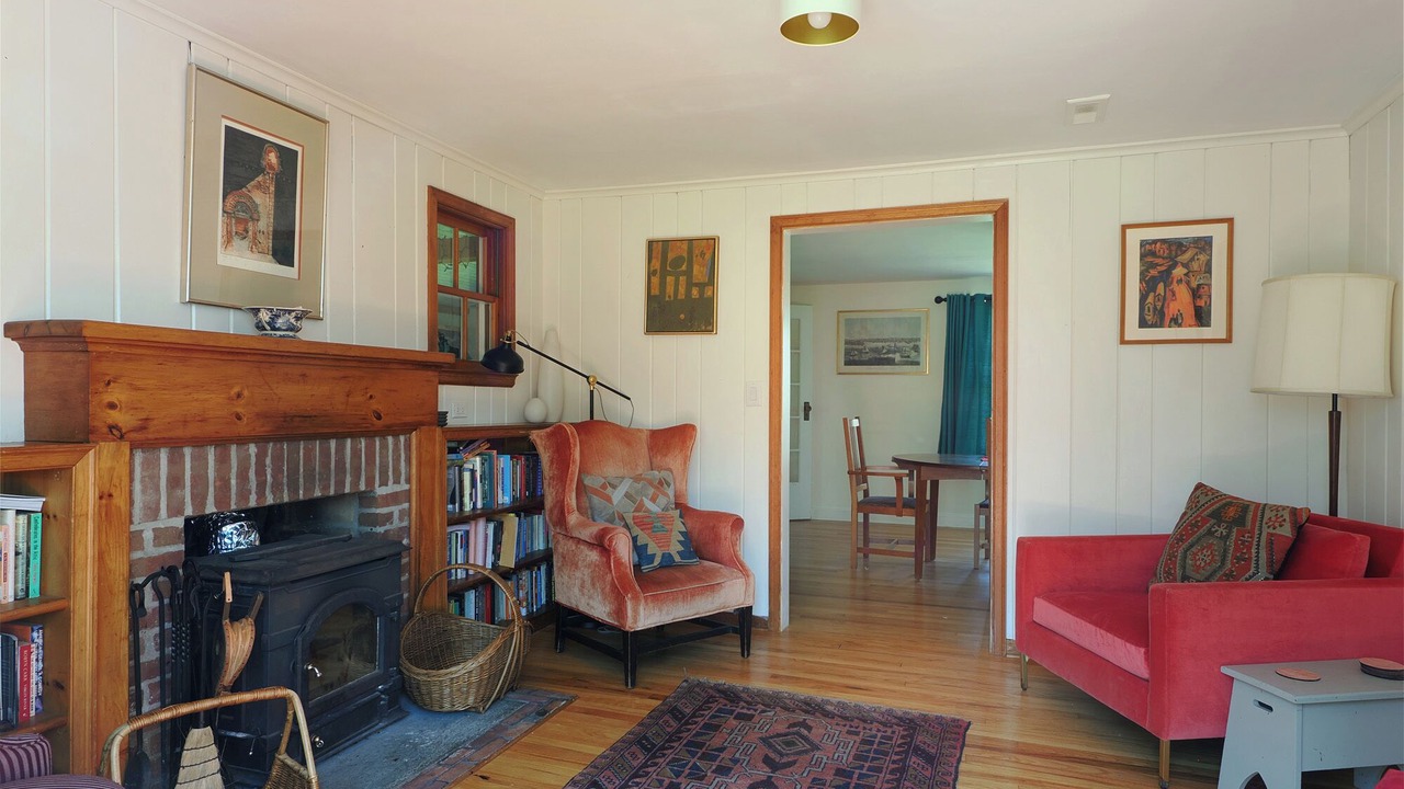 Photo of Livingroom in Goshen