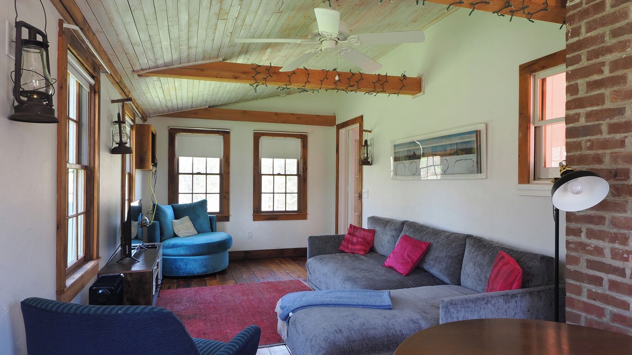 Photo of Livingroom in Goshen