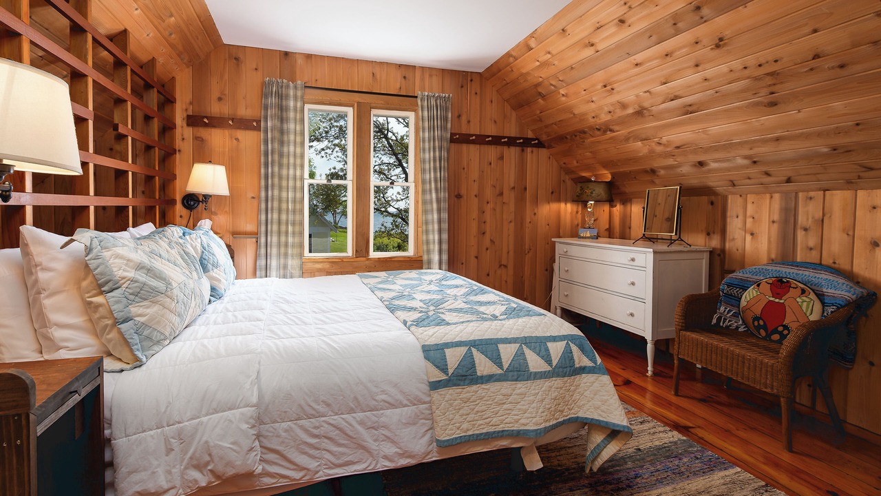 Photo of Bedroom in Mid-Coast and Islands