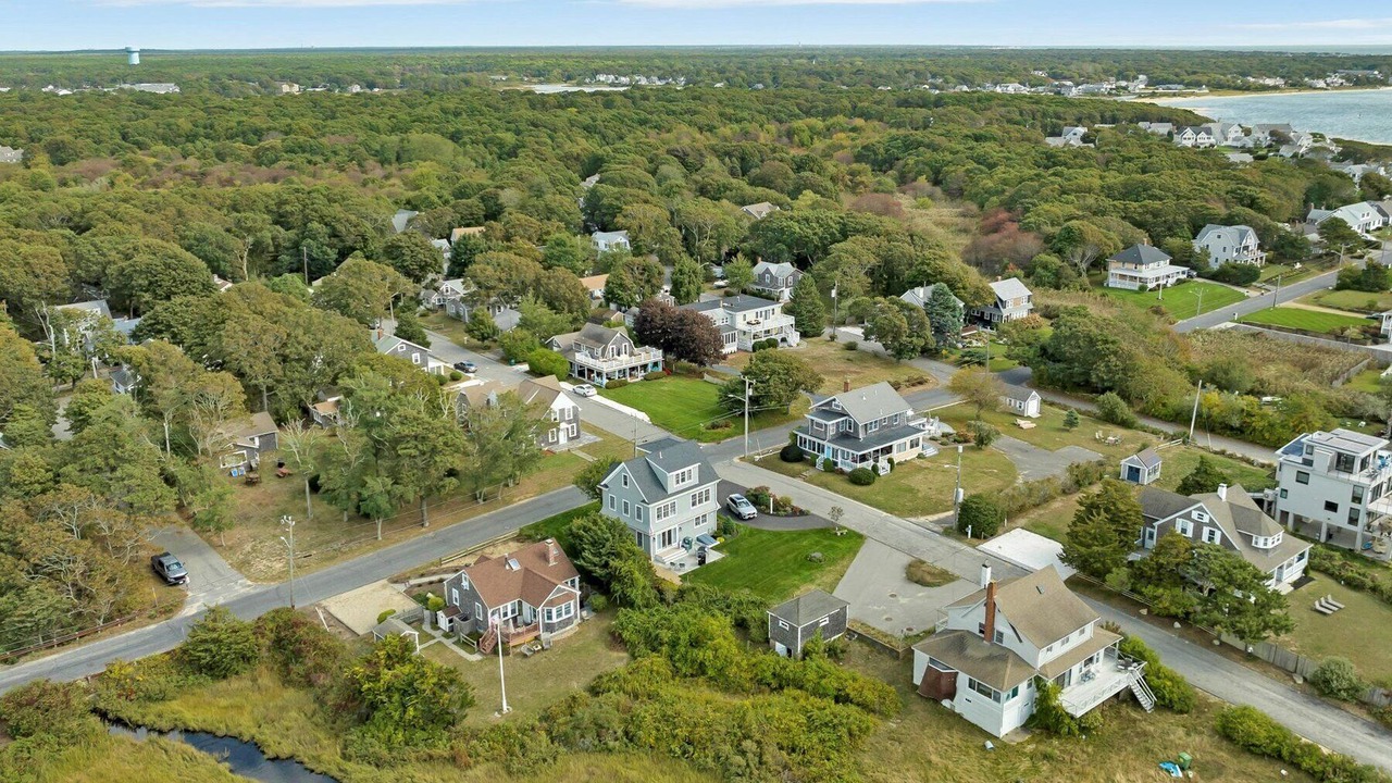 Photo of Others in West Yarmouth