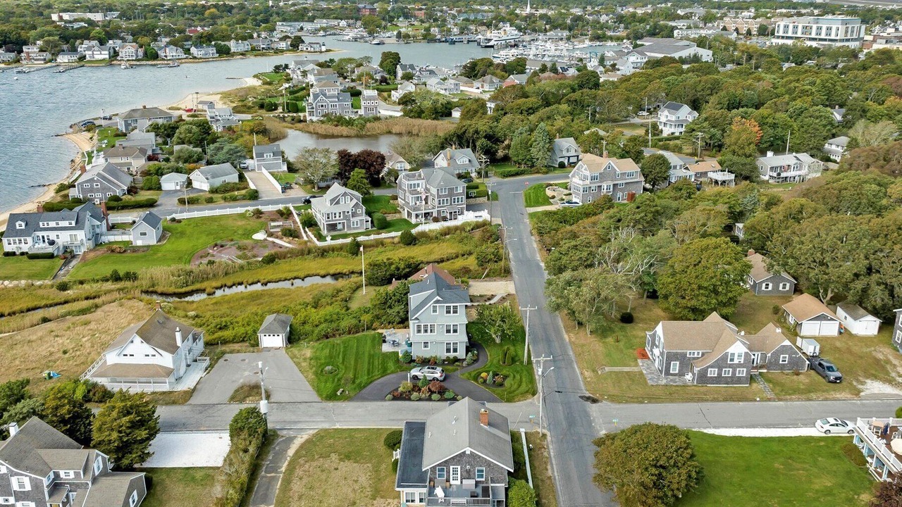 Photo of Others in West Yarmouth