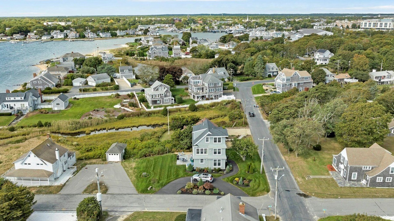 Photo of Others in West Yarmouth