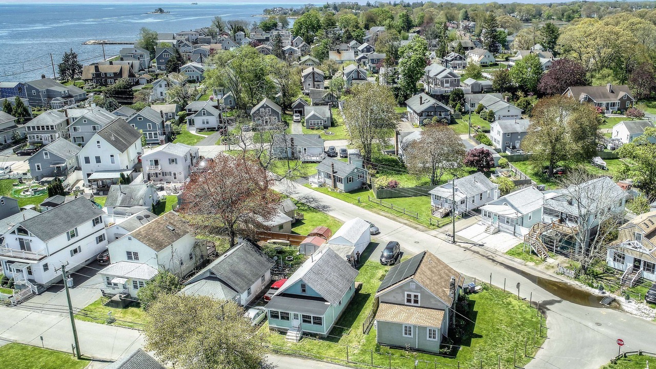 Photo of Others in Pine Orchard