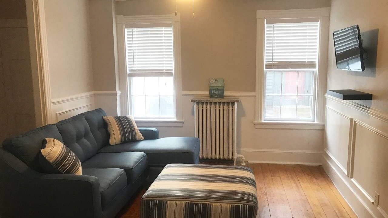 Photo of Livingroom in Top of the Hill