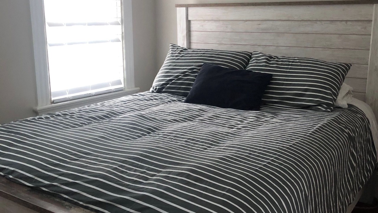 Photo of Bedroom in Top of the Hill