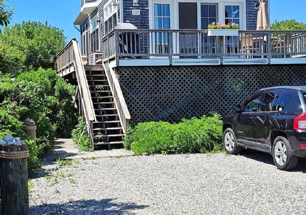 Photo of Others in Charlestown