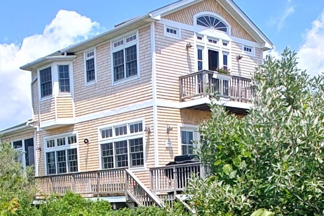 Photo of Others in Charlestown