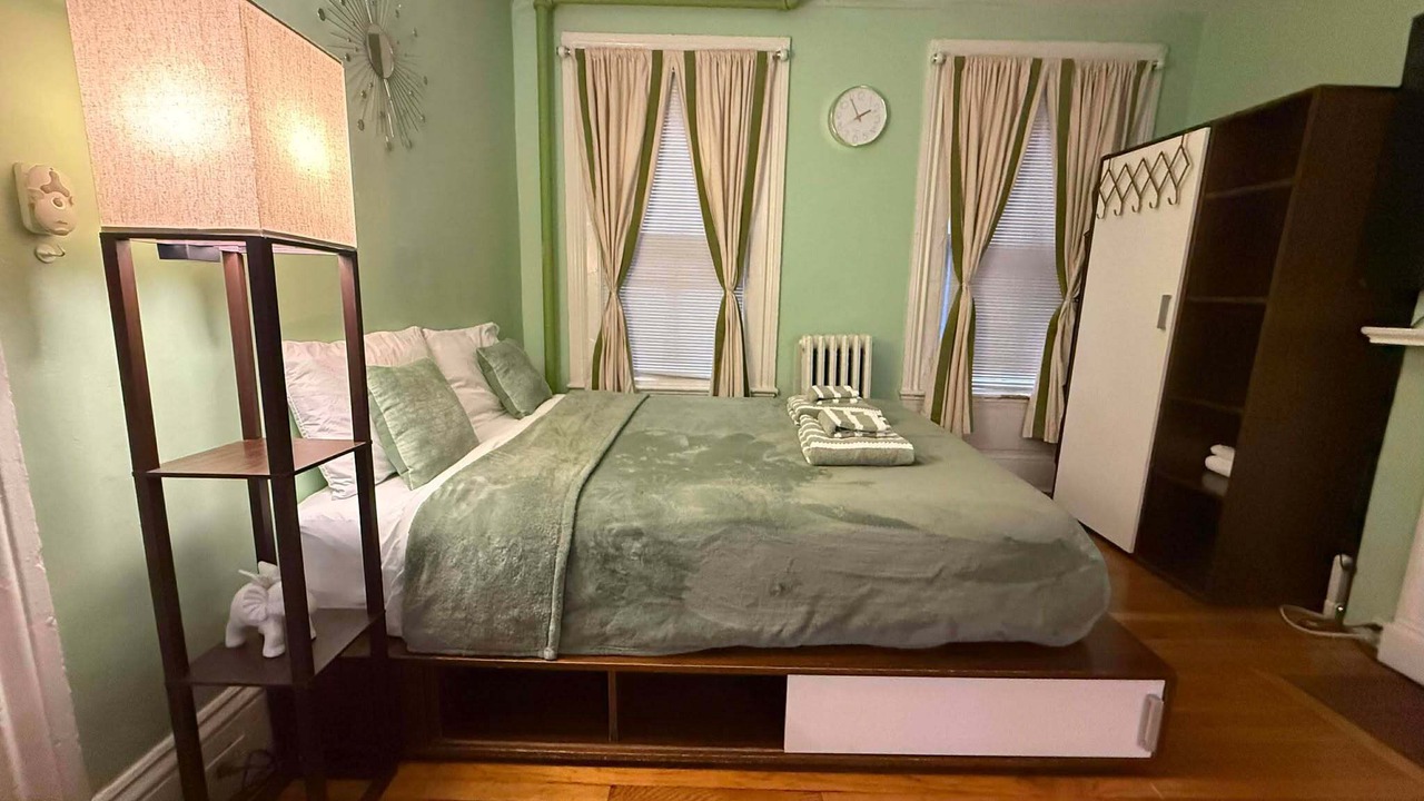 Photo of Bedroom in Beacon Hill