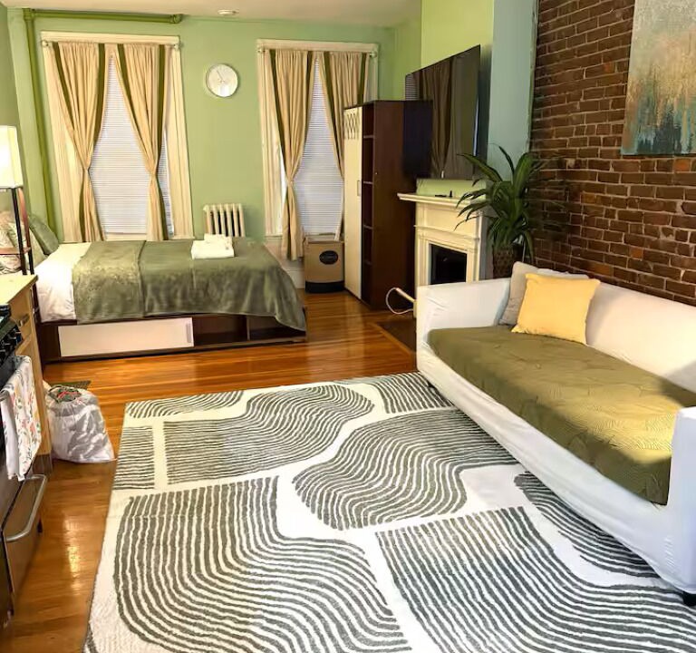 Photo of Bedroom in Beacon Hill