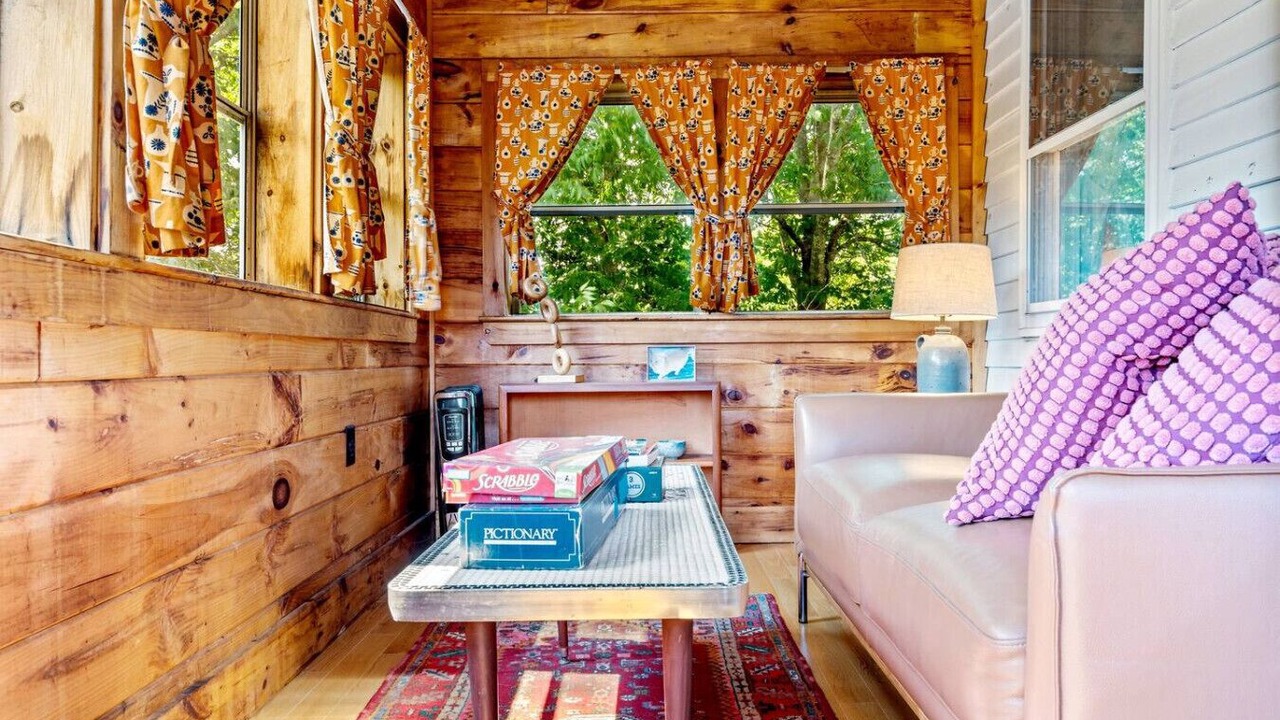 Photo of Livingroom in Scarborough