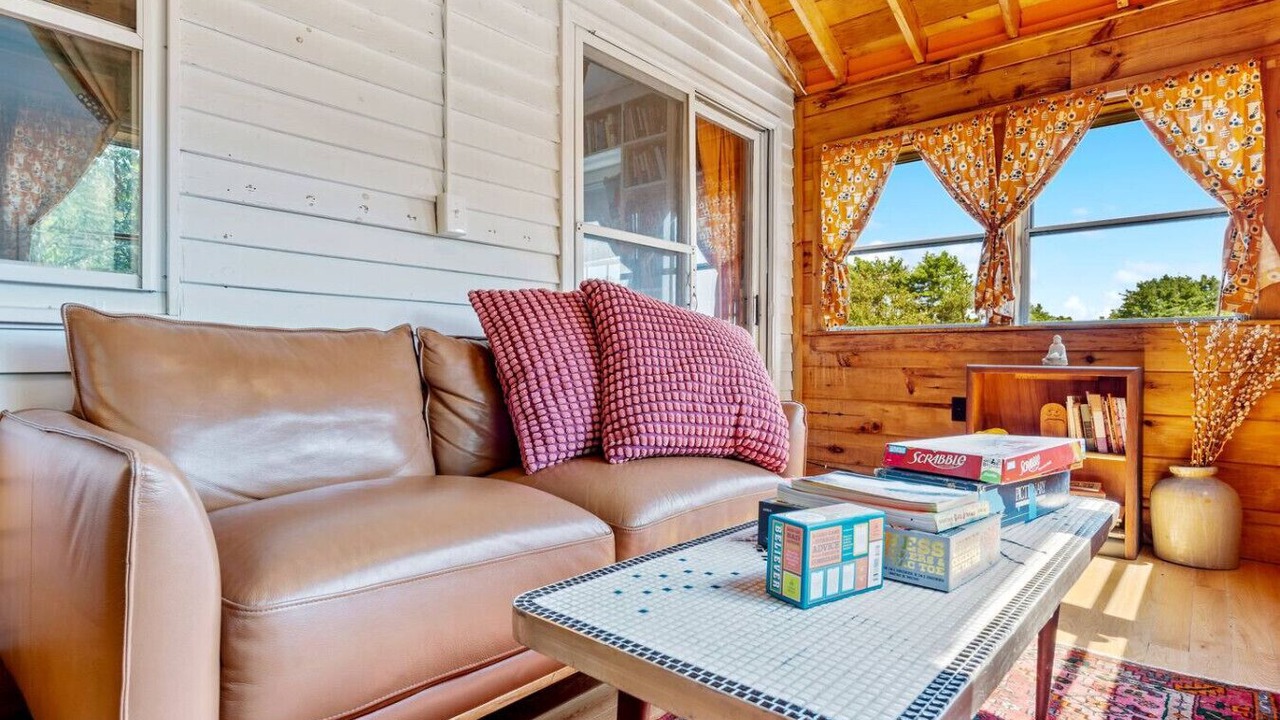 Photo of Livingroom in Scarborough