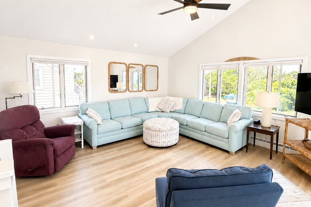 Photo of Livingroom in Groton Long Point