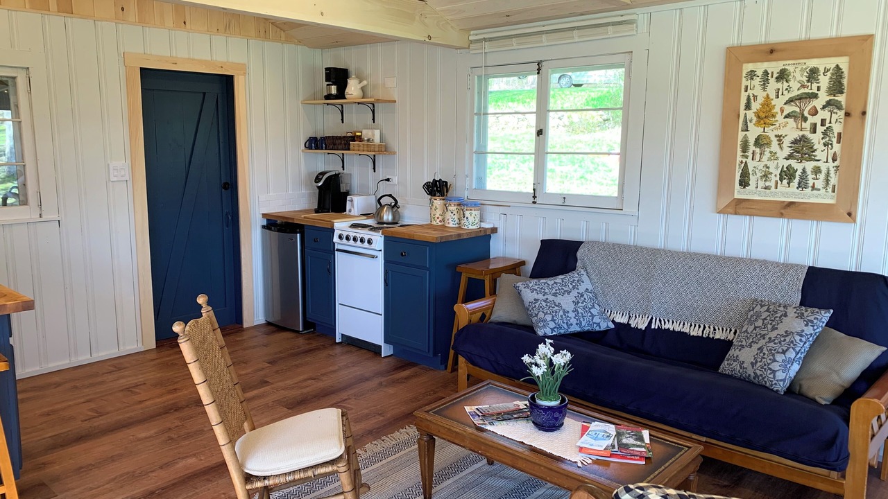 Photo of Livingroom in Clarksburg