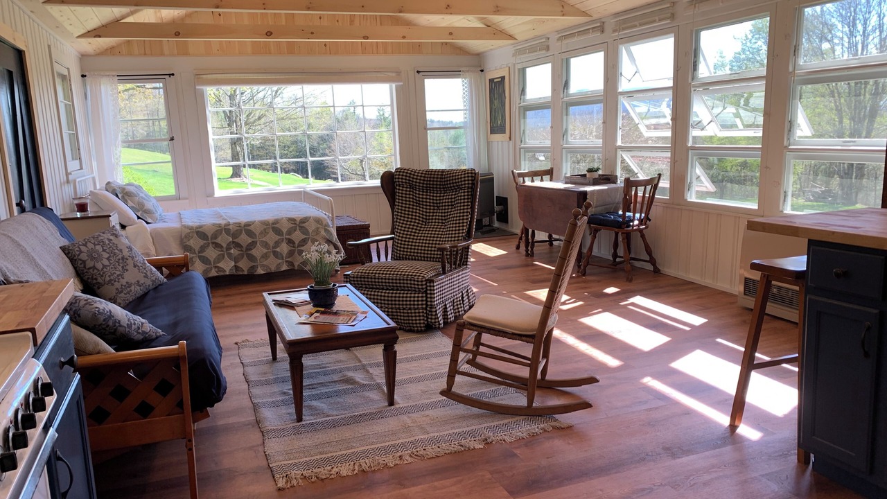 Photo of Livingroom in Clarksburg