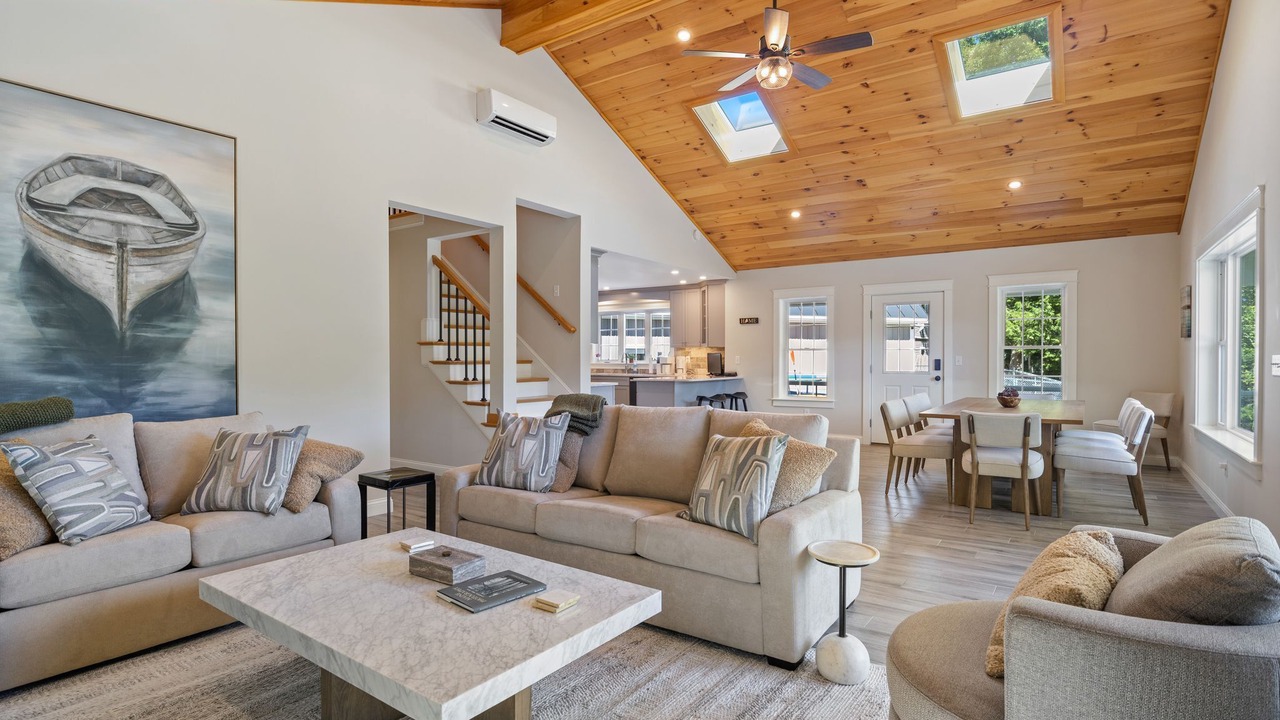 Photo of Livingroom in Standish
