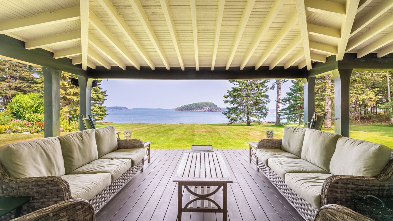 Photo of Patio Balcony in Bar Harbor